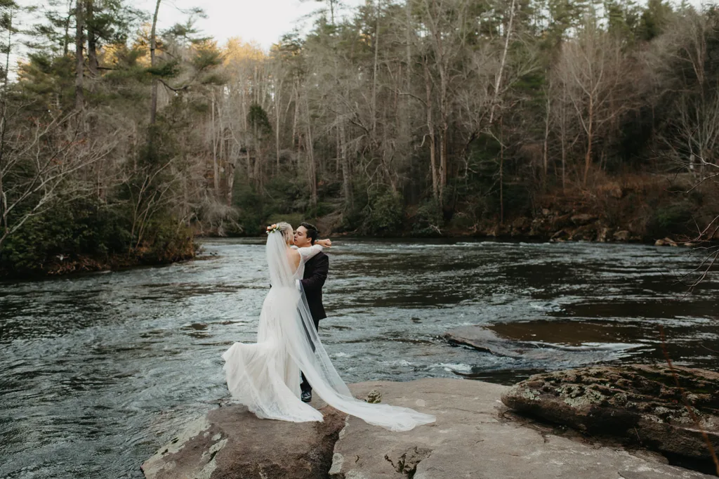 Adventure elopement in Blue Ridge North Georgia